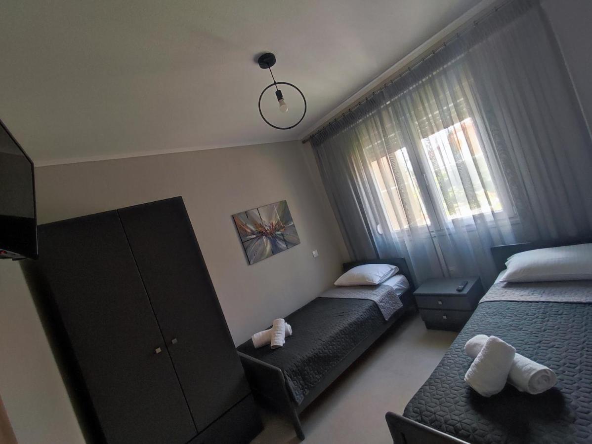 A & F Apartments - Ari'S House Kalyves Polygyrou Zewnętrze zdjęcie